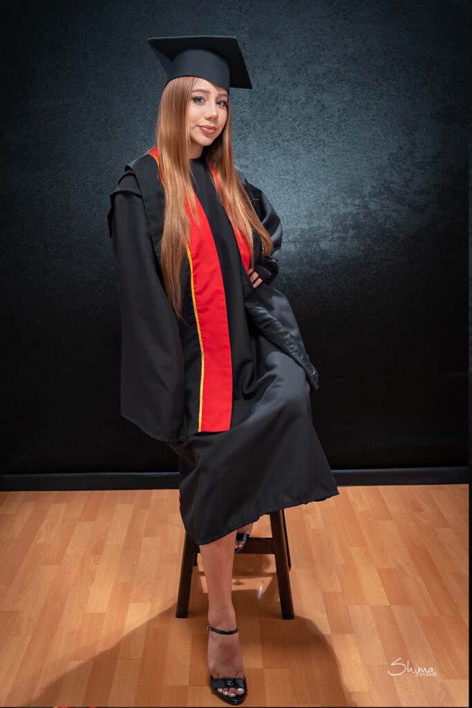 Sesión de Graduación y Anuarios en Lima