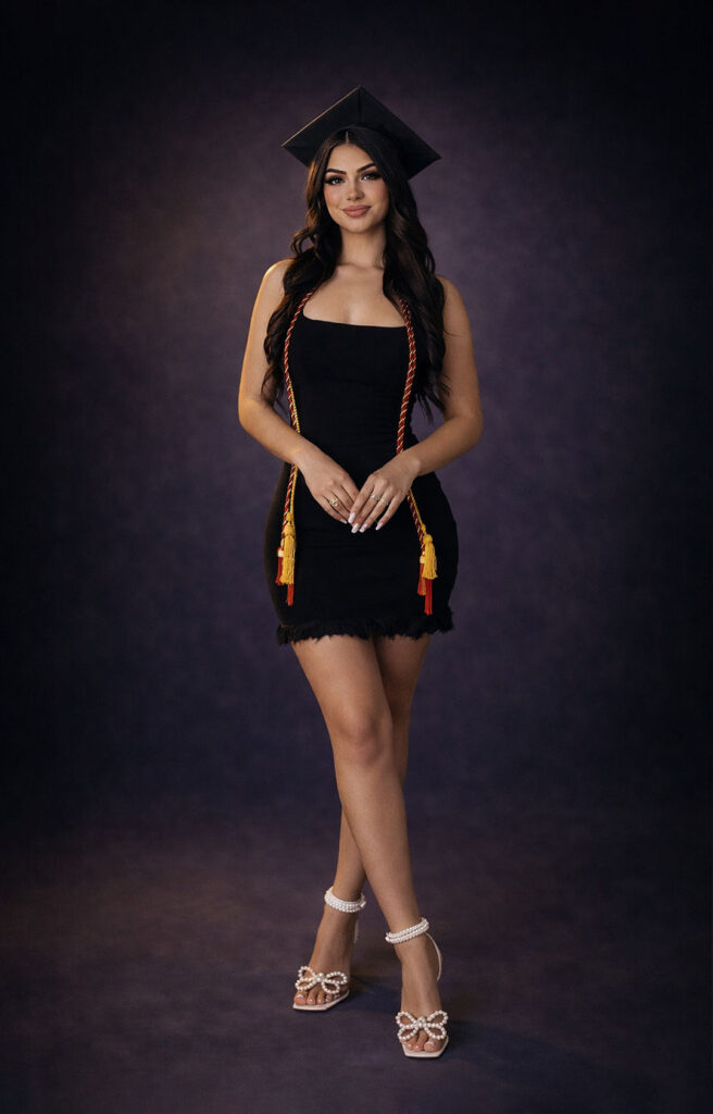 Sesión de fotos de graduación en Lima — Shima Estudio, Barranco